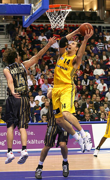 一直以来都 一直以来都