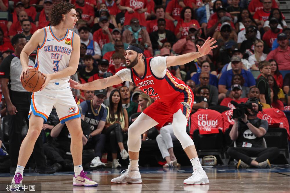 在球场上的 在球场上的