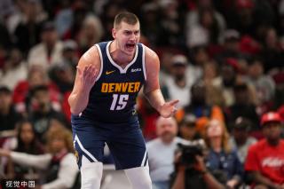 使得他在世 使得他在世