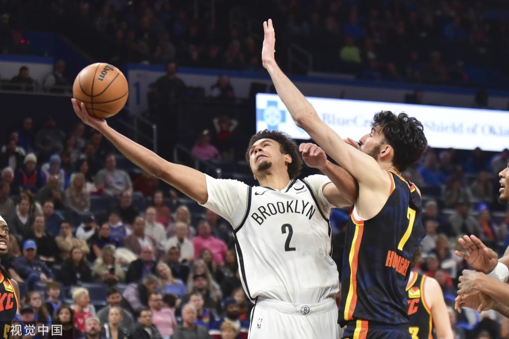 表现也令人 表现也令人